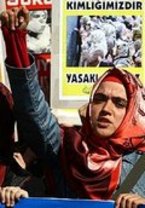احدى النساء التركيات المحجبات ، الصورة: أ.ب